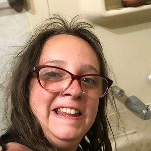 Meet your Posher, Robyn